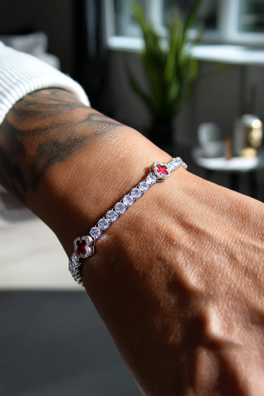 Clover Bracelet Burgundy