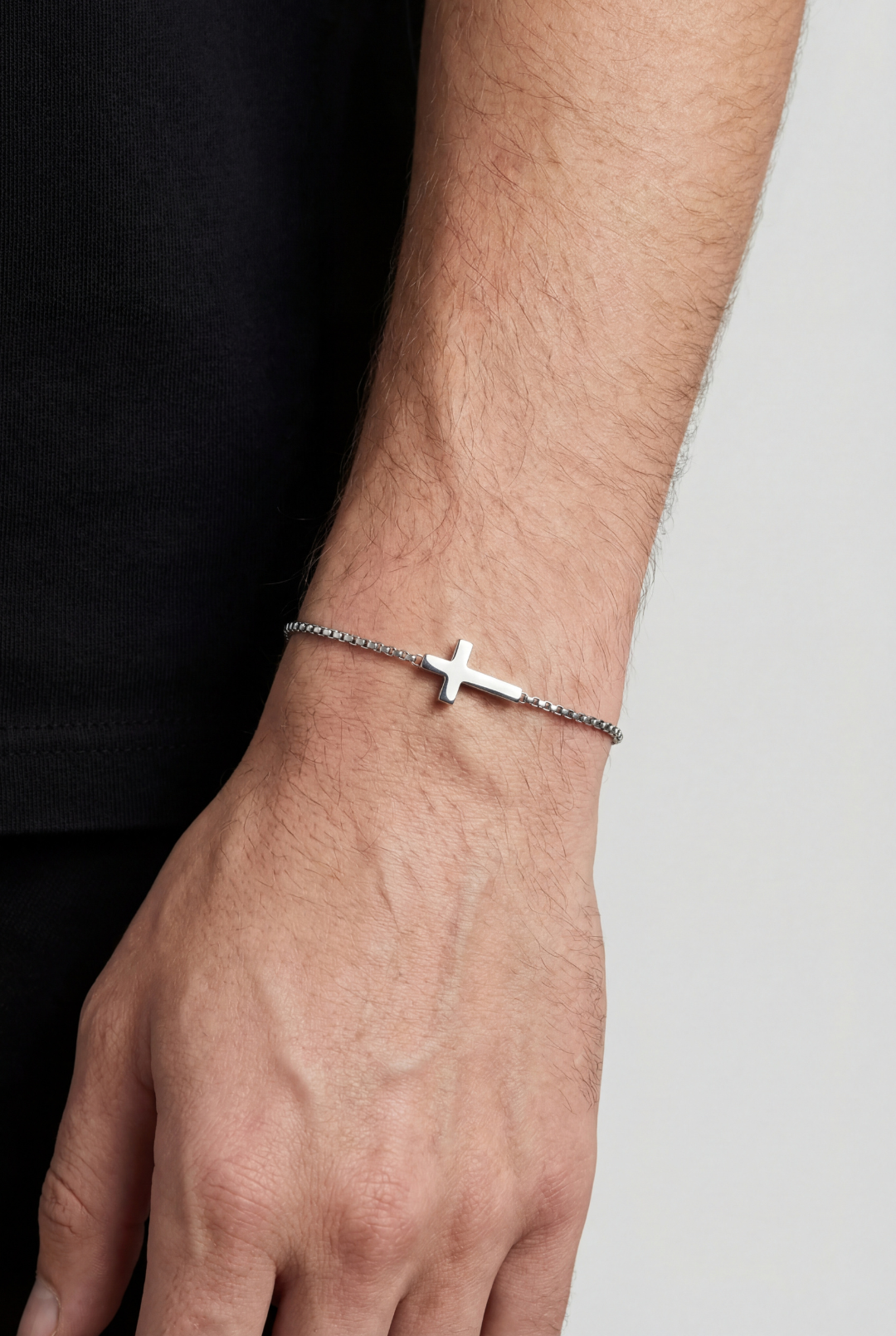 Minimal Cross Bracelet | Stainless steel