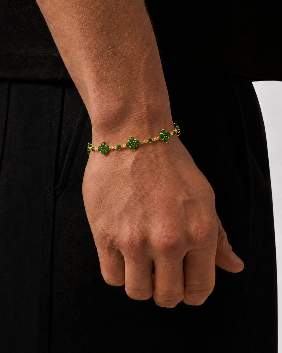Fortuna-Armband mit grünem Stein und Goldplattierung