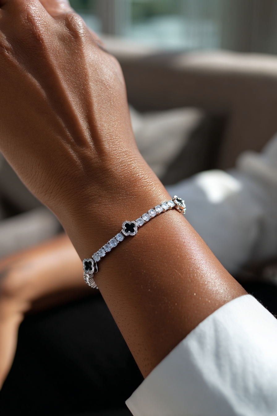 Clover Bracelet Onyx