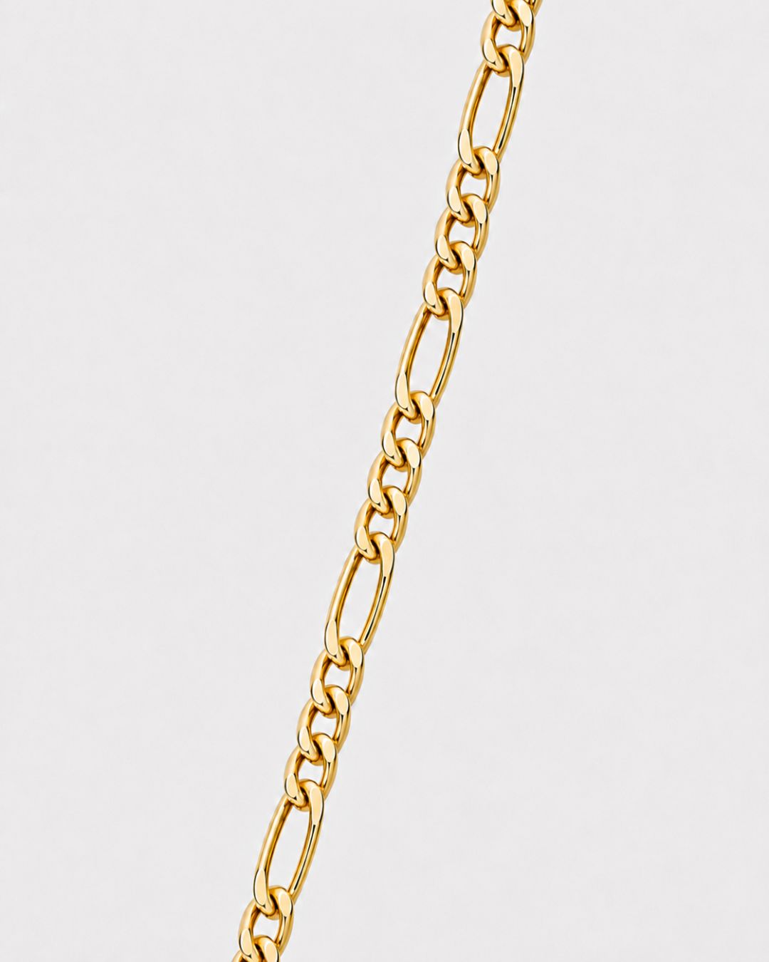Stainless steel figaro necklace with a warm electroplated 18K gold finish