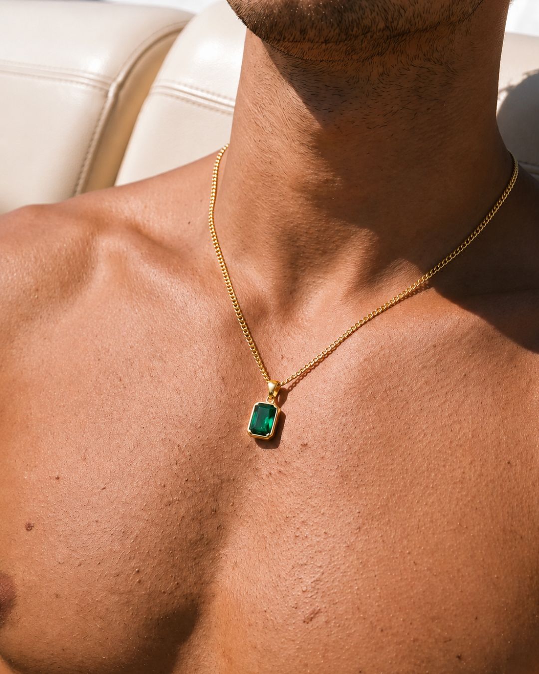 Emerald Pendant Necklace | 2 Carat 18K Gold