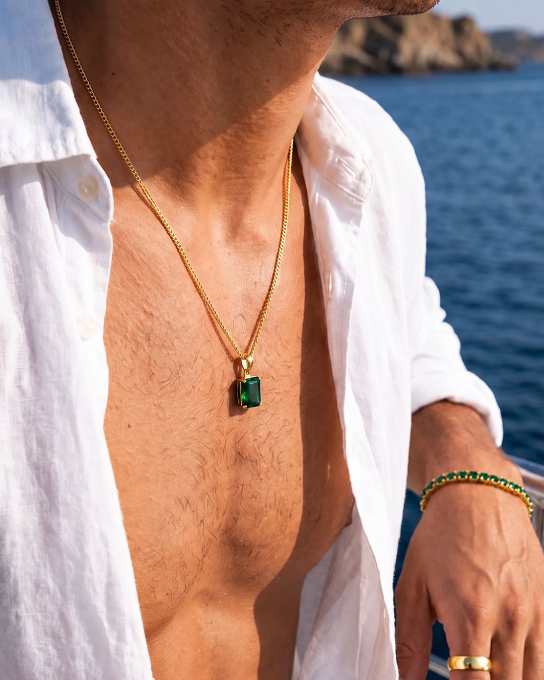 Emerald Pendant Necklace | 2 Carat 18K Gold