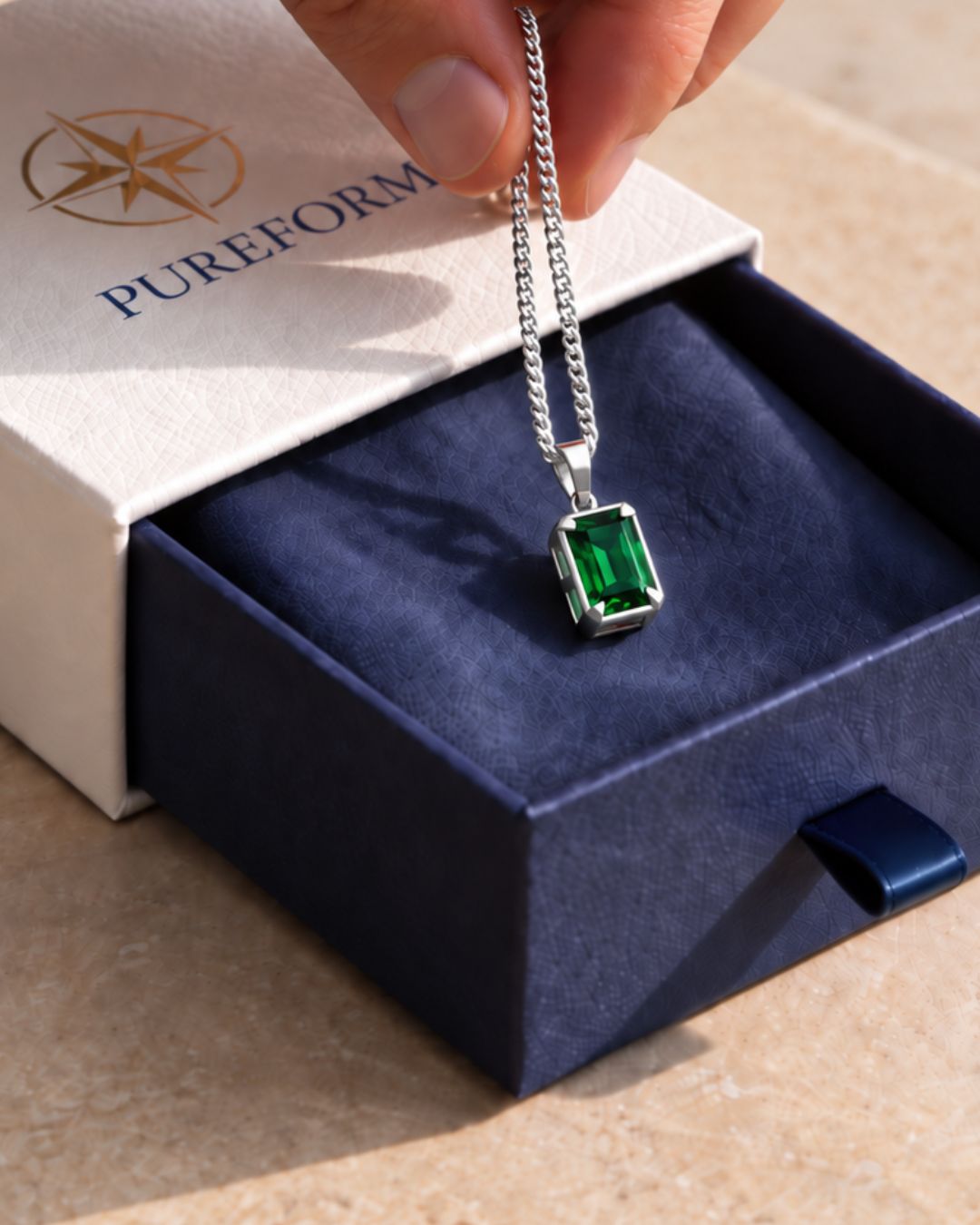 Emerald Pendant Necklace | 2 Carat