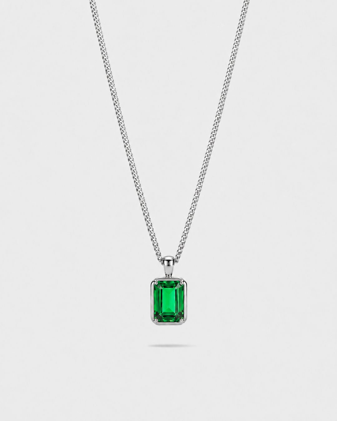 Emerald Pendant Necklace | 2 Carat