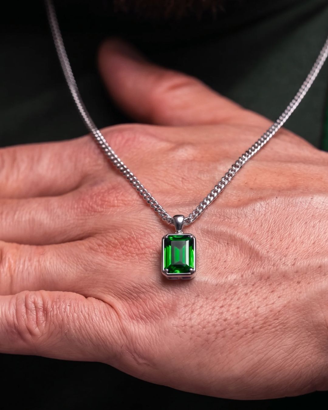 Emerald Pendant Necklace | 2 Carat