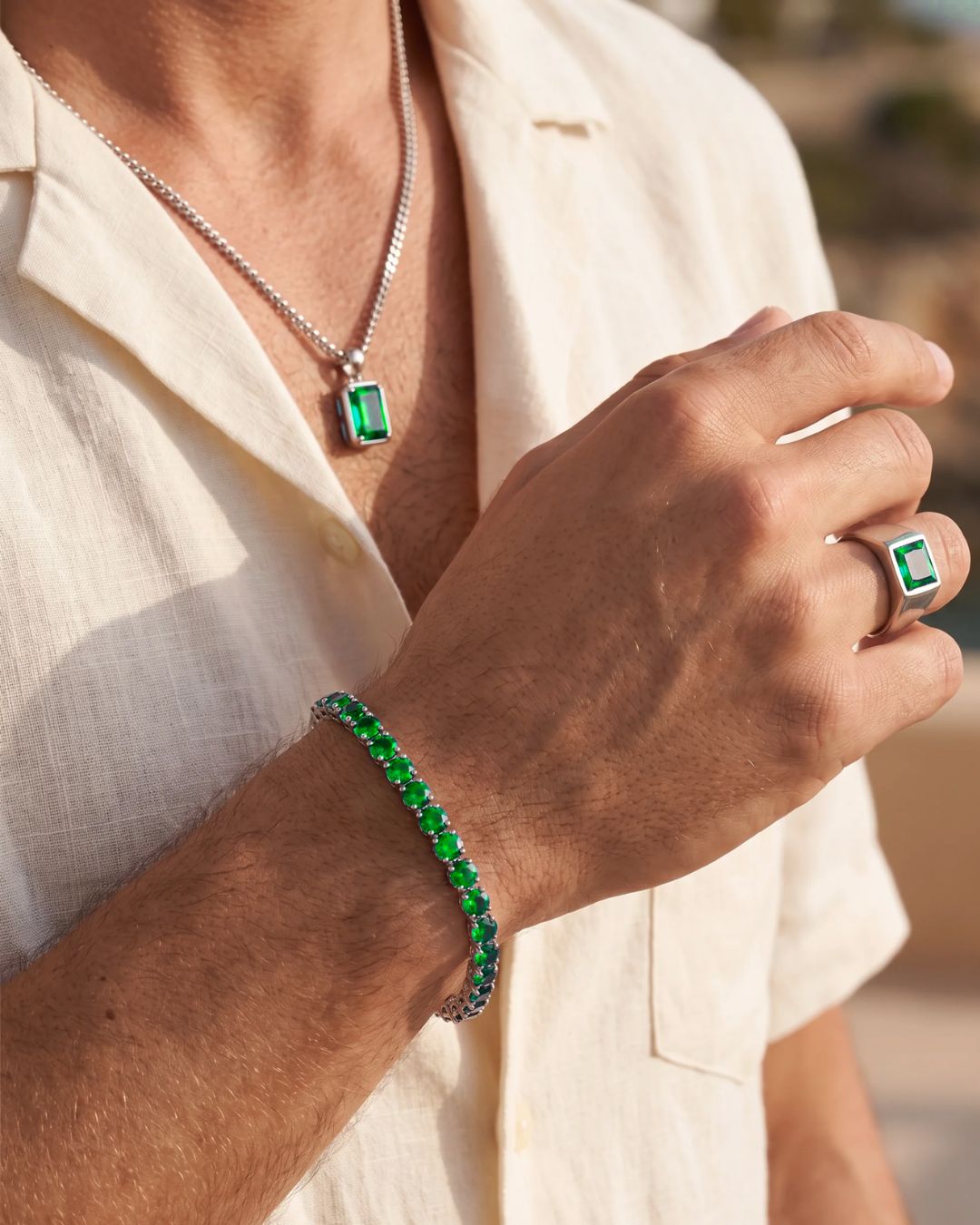 Emerald Pendant Necklace | 2 Carat