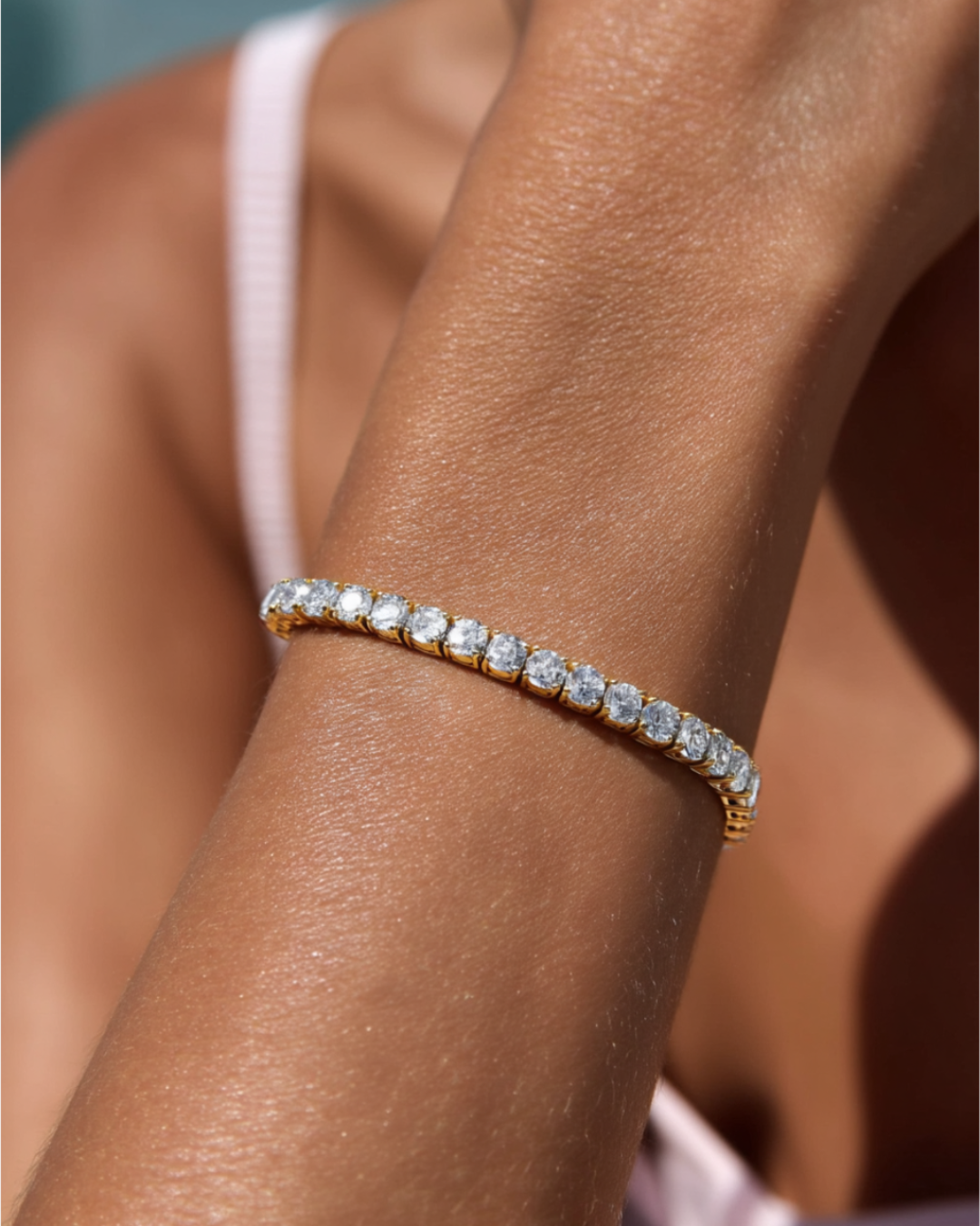 Ladies Tennis Bracelet I Gold