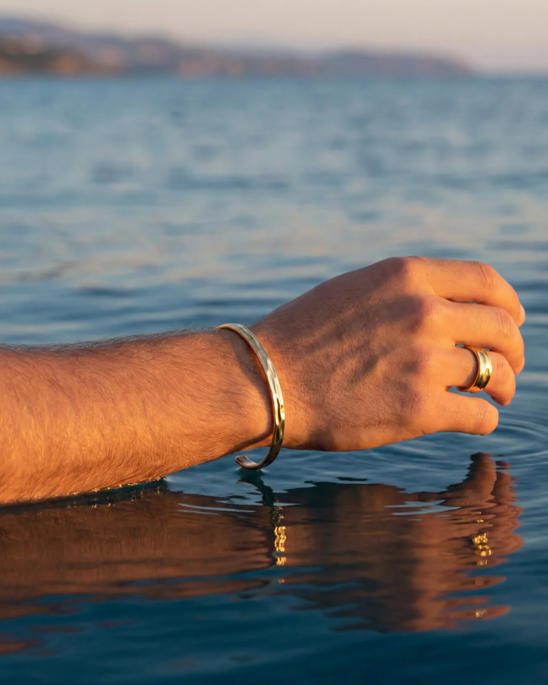 Open ocean Cuff Bracelet I 18K Gold Plated
