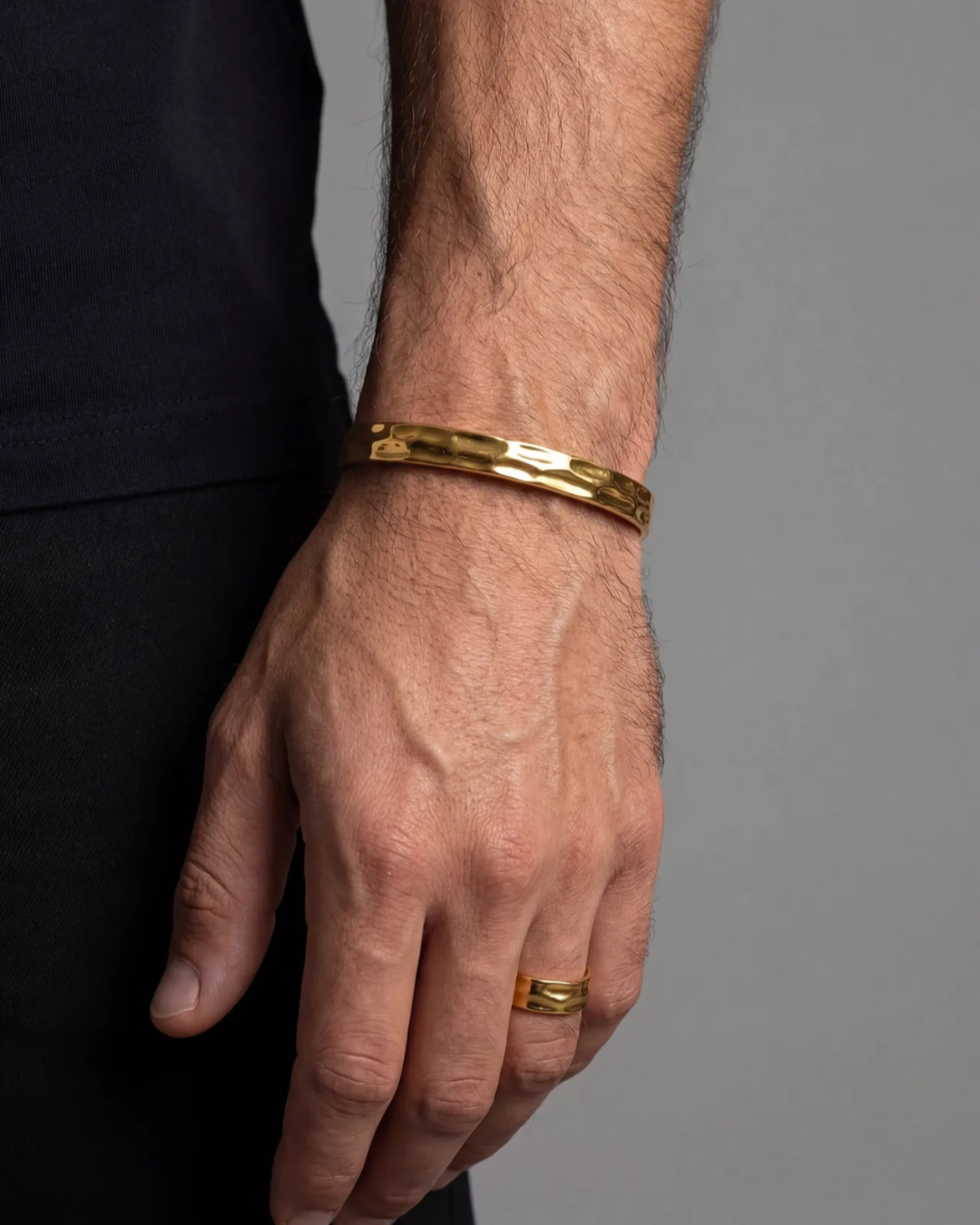 Open ocean Cuff Bracelet I 18K Gold Plated