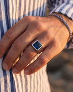 Men's sapphire blue ring in silver-toned titanium steel, US sizes 7 to 12