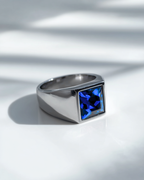 Ring Sapphire blue