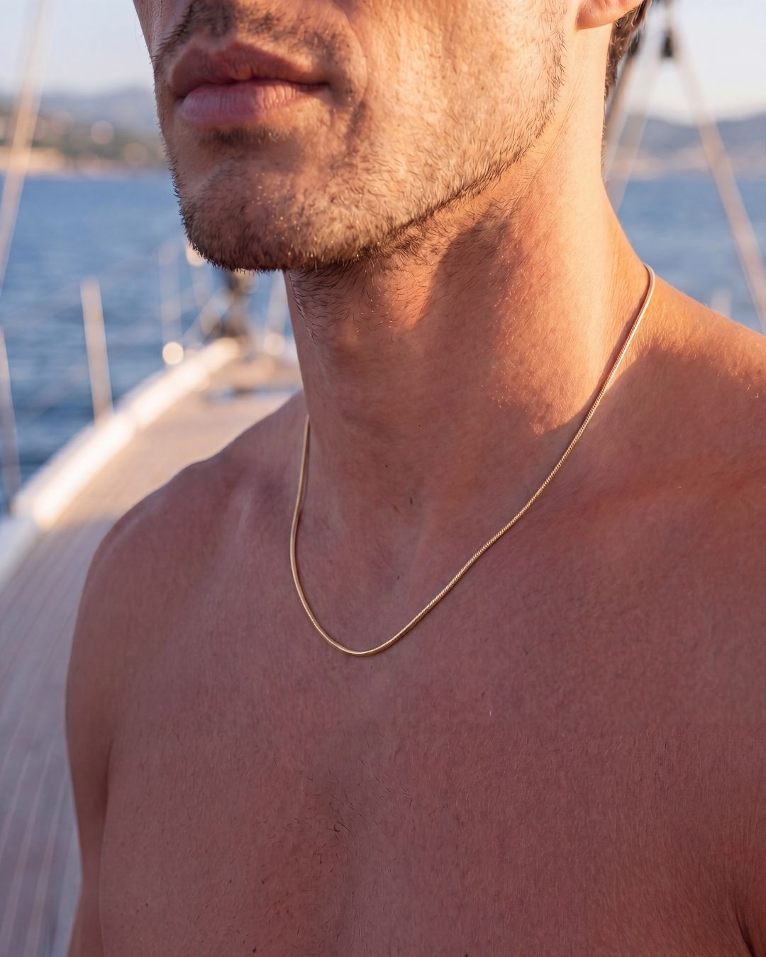 Quadratische Halskette | 18 Karat Gold