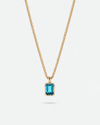 Aquamarine pendant necklace, 2 carat, 18K gold — studio packshot on white