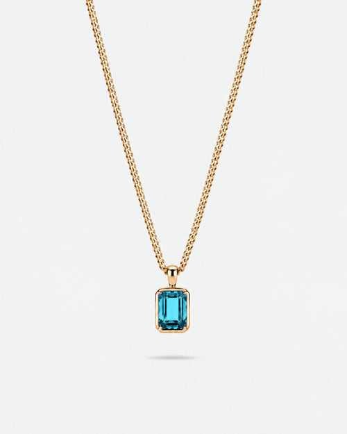 Aquamarine pendant necklace, 2 carat, 18K gold — studio packshot on white