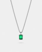 Emerald pendant necklace, 2 carat, 925 silver — studio packshot on white