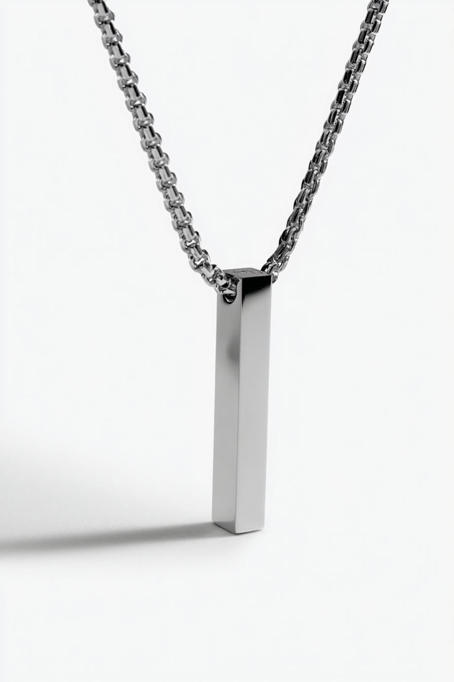 Linea Pendant Necklace