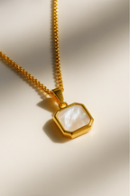 Necklace Nacre