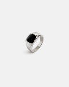 Medianoche Ring Onyx Silberplattiert