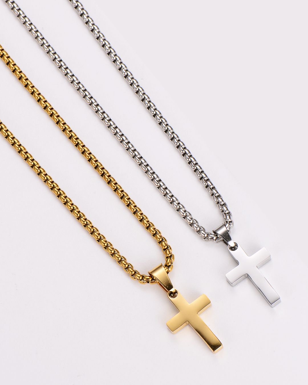 Minimal Cross Necklace | Stainless steel