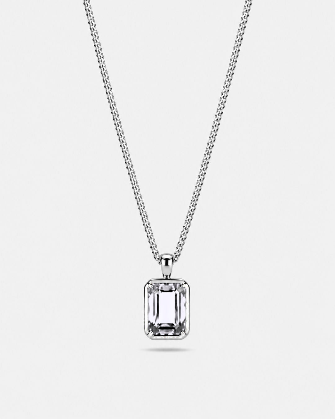 Moissanite pendant necklace, 3 carat, 925 silver — studio packshot on white