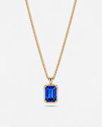 Sapphire pendant necklace, 3 carat, 18K gold — studio packshot on white
